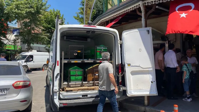 21 yaşındaki hastane çalışanı evinde ölü bulundu
