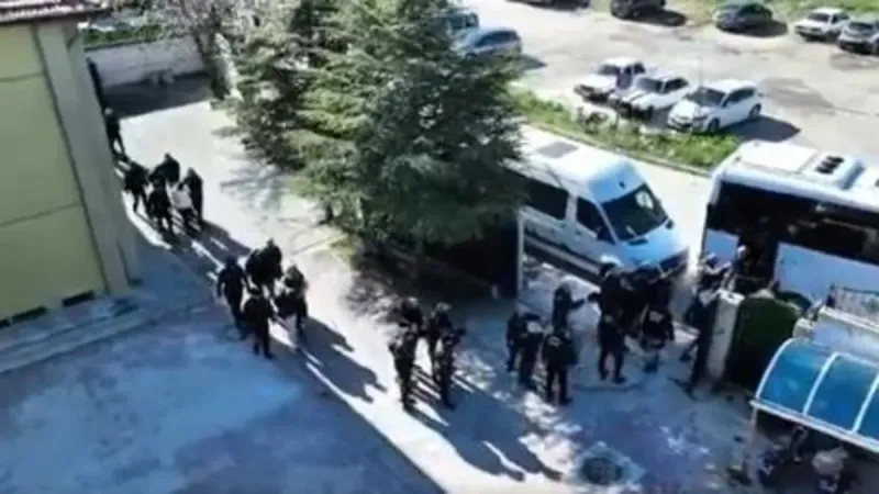 FETÖ Operasyonu: 46 İlde Şafak Baskını! İşte Gözaltı Sayısı