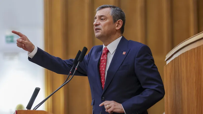 "Ahtapotları açıklayacağım" demişti! CHP Genel Başkanı Özgür Özel'den grup toplantısında açıklamalar