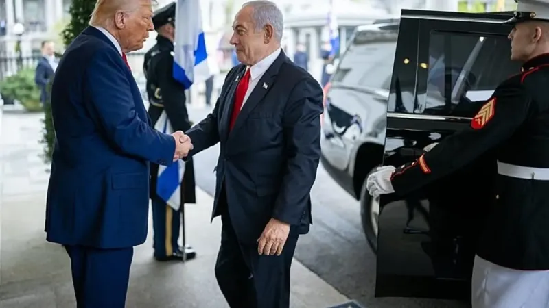 İran İsrail Ateşkesi: Trump'tan Küfür İddiası! Neler Oluyor?