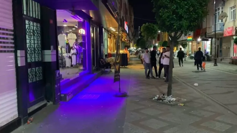 Bağcılar'da Silahlı Saldırı! Mağazada Kan Donduran Anlar