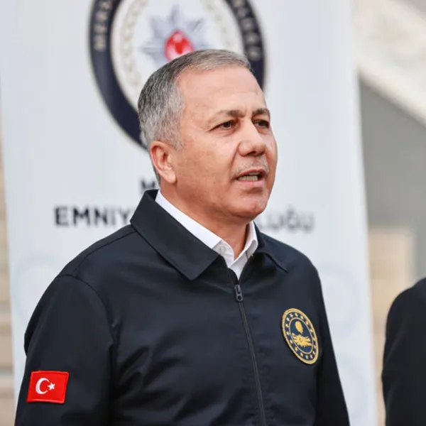 Bakan Yerlikaya'dan yeni trafik kanunu uyarısı