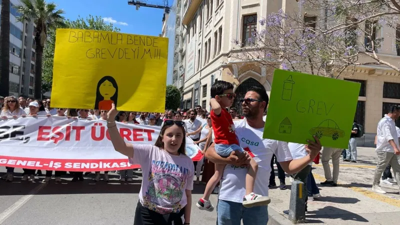 Cemil Tugay, toplu işten çıkarmalar hakkında açıklama yaptı: Sorumlusu sendikadır