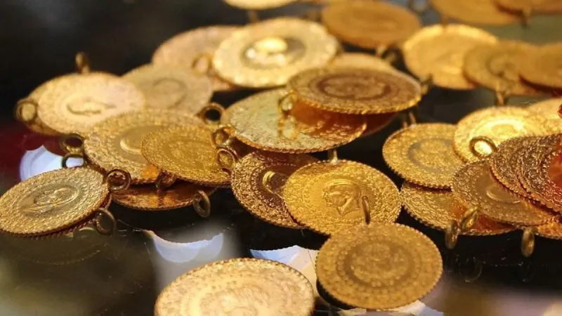 Çeyrek ve gram altın o rakamın üstüne çıktı! Sarı metalde yön yukarı: Birim birim CANLI ALTIN FİYATLARI 17 Ekim 2025