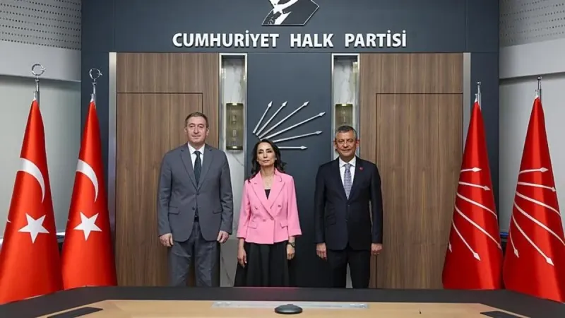 DEM Parti heyeti CHP'yi ziyaret etti
