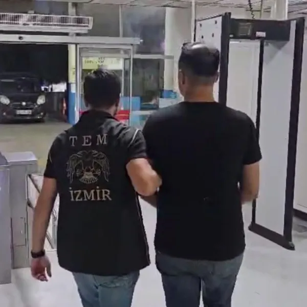 Dışişleri'nde FETÖ operasyonu: 8 gözaltı kararı