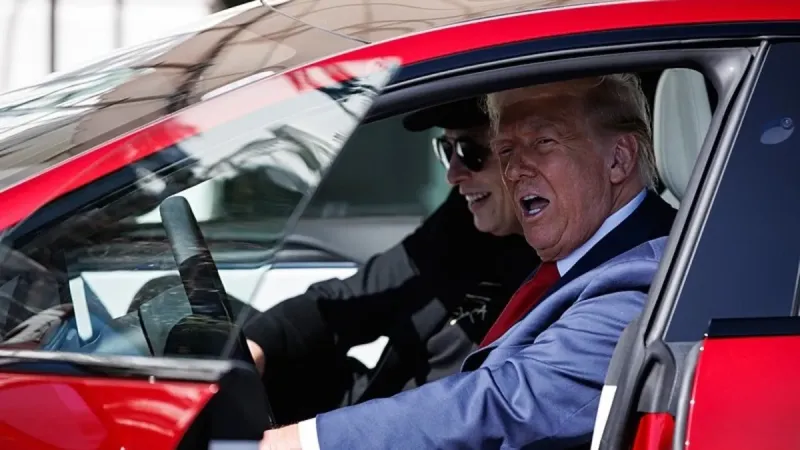 Elon Musk “üçüncü parti” dedi Trump harekete geçti! Tesla ve Space X'e denetim: Dükkanı kapatıp Güney Afrika'ya...