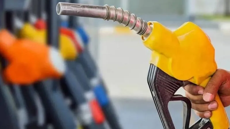 Akaryakıt Fiyatları: Benzin, Motorin ve LPG'de Şok Değişim!