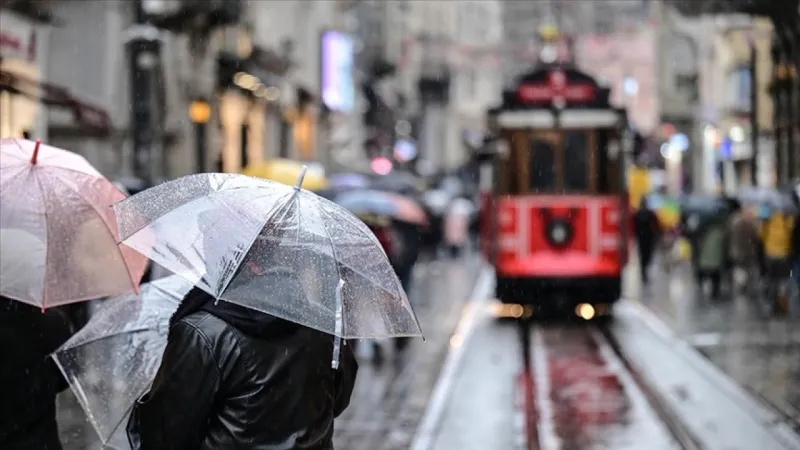 Hafta Sonu Hava Durumu: Yağmur Geliyor! Şemsiyeleri Hazırlayın!