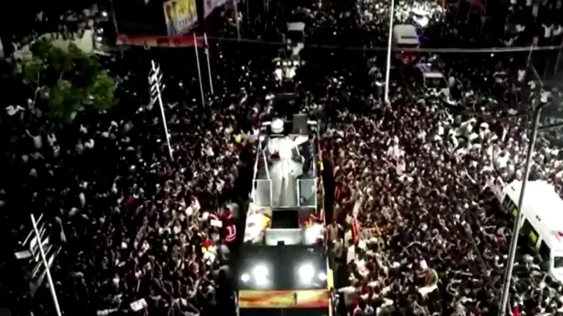 Hindistan'da Miting Faciası! İzdihamda 31 Kişi Hayatını Kaybetti