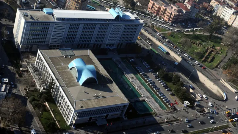 İBB yolsuzluk soruşturmasında 2 kişi daha etkin pişmanlıktan yararlandı