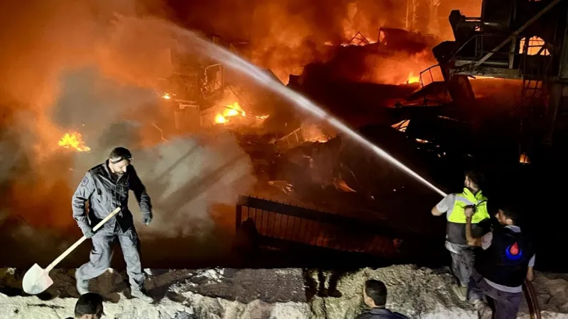 İsrail Lübnan'ı Vurdu! Güneyde Neler Oluyor?