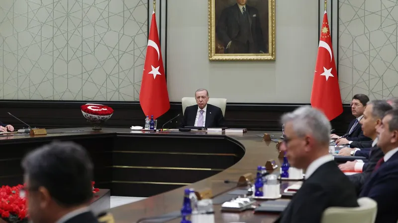 Kabine Toplanıyor: Erdoğan'ın Masasında Hangi Kritik Kararlar Var?