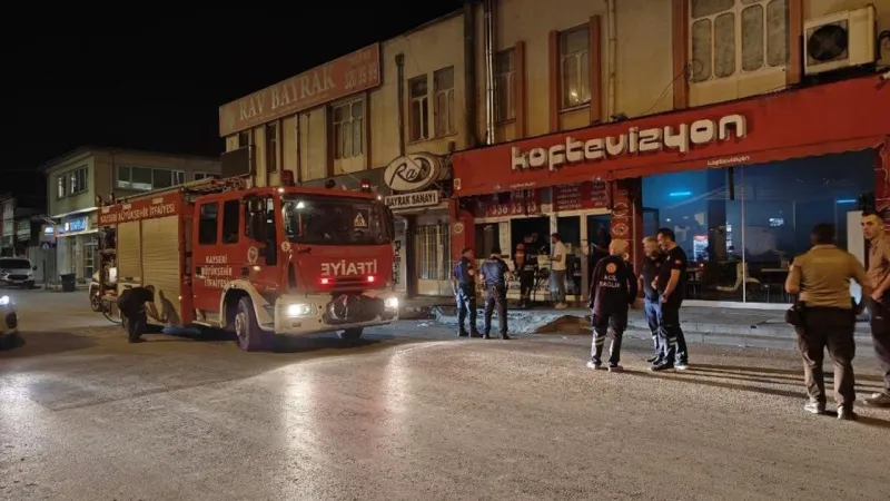 Kayseri'de Korkunç Yangın! Közler İş Yerini Kül Etti!