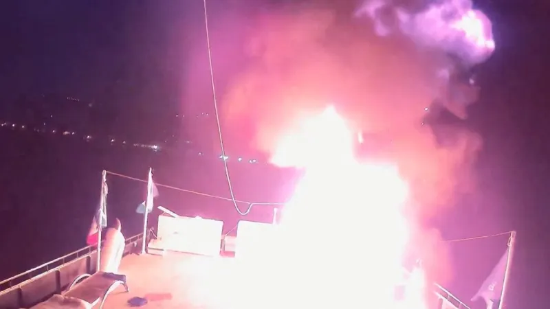 Küresel Kararlılık Filosu'na uluslararası sularda saldırı