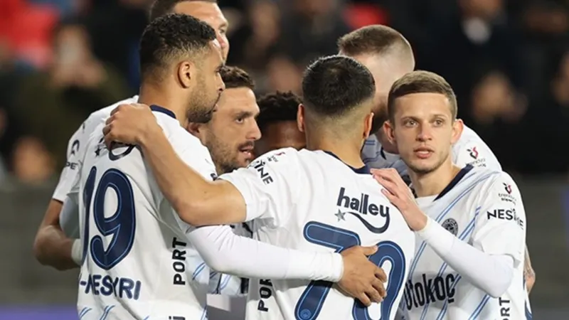 Fenerbahçe'nin Şampiyonluk Maçı: Başakşehir'i Yenecek mi?