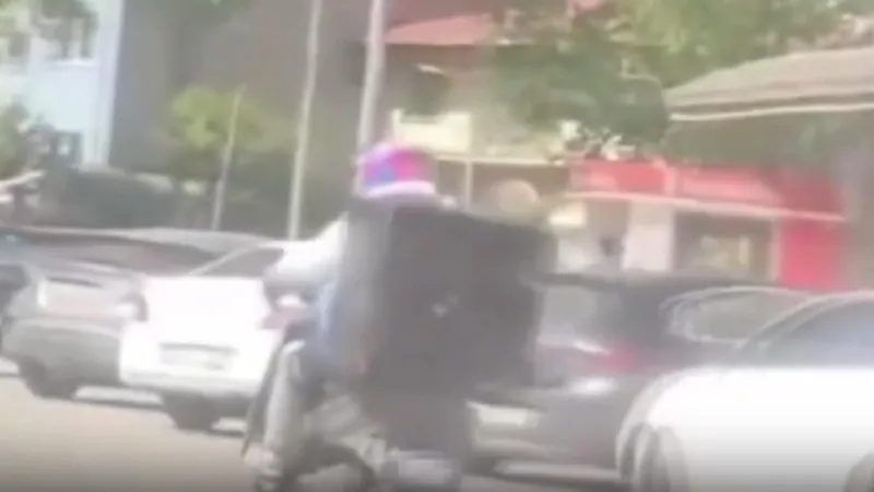 Ehliyetsiz Sürücü Şov Yaptı! Cezası Dudak Uçuklattı