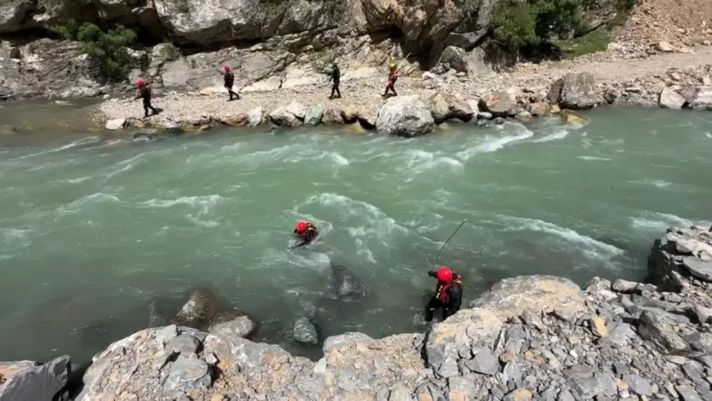 Hakkari'de Kayıp İbrahim'i Arama Çalışmaları Devam Ediyor!