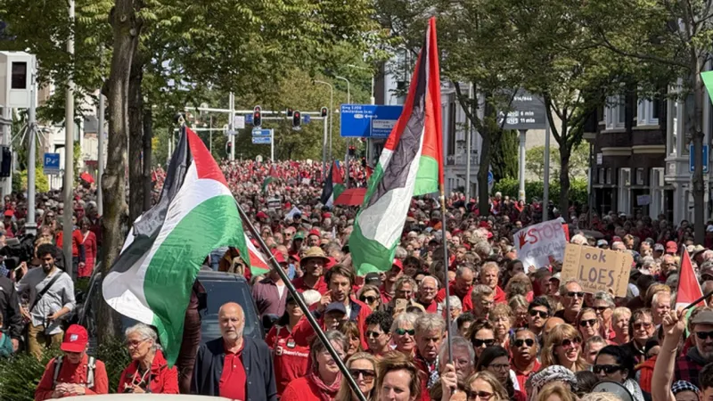 Hollanda'da İsrail Protestosu! Hükümet Alarmda mı?