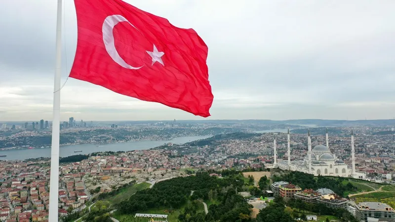 Türkiye: Küresel Krizlerin Gizli Kahramanı mı?