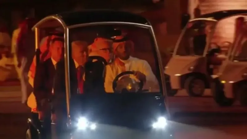 Trump ve Selman'dan Şaşırtan Golf Arabası Turu!