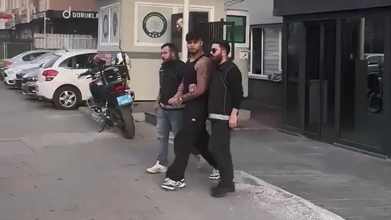 Rapçi Lvbel C5 tahliye edildi