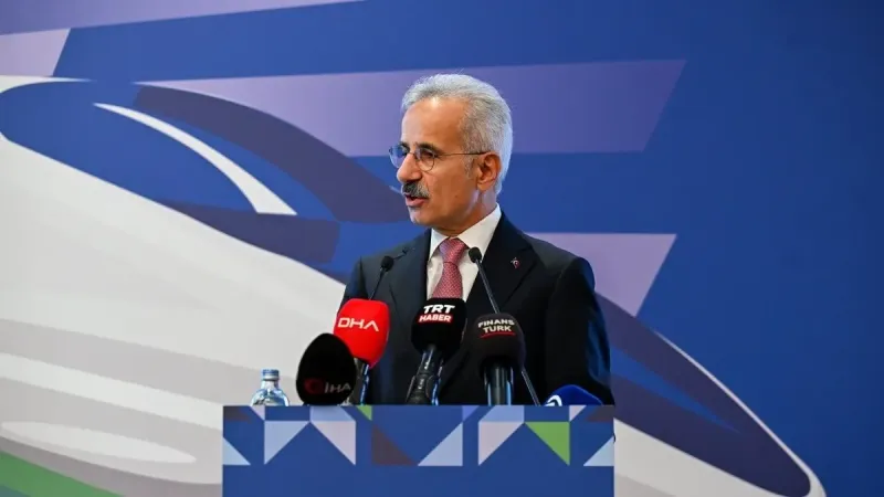 Raylı Sistemlere Dev Destek! Bakan Uraloğlu Müjdeyi Verdi!