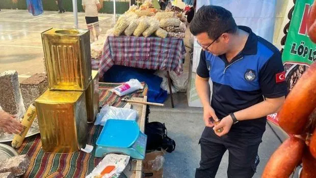 Piliç Sucuğa Dana Etiketi! Kuymak Festivali'nde Şok Sahtekarlık!
