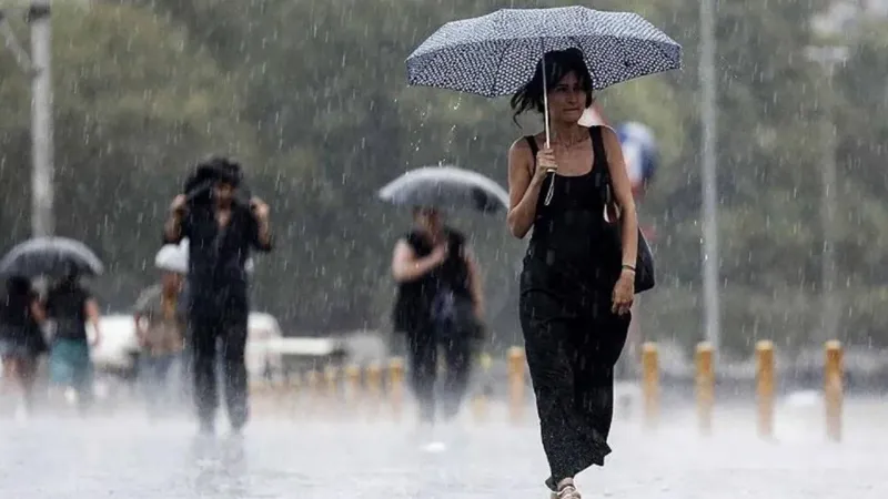 Sağanak Alarmı! 12 İl İçin Gök Gürültülü Yağış Uyarısı