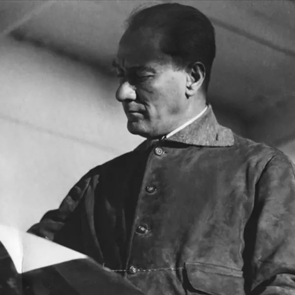 Siyasilerden Atatürk mesajları