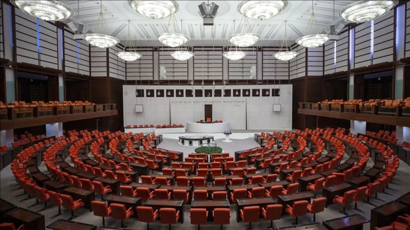 TBMM'de Hangi Komisyonlar Tatilde Çalışmaya Devam Edecek?