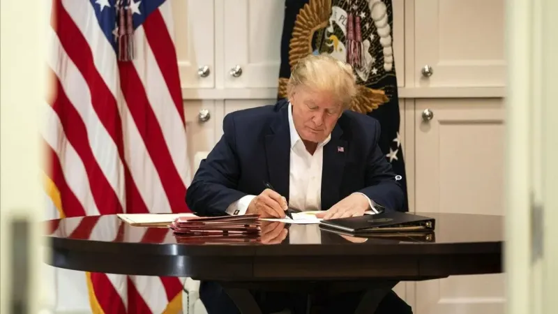 Trump, rüşvetten hüküm giyen eski Virginia şerifini affetti
