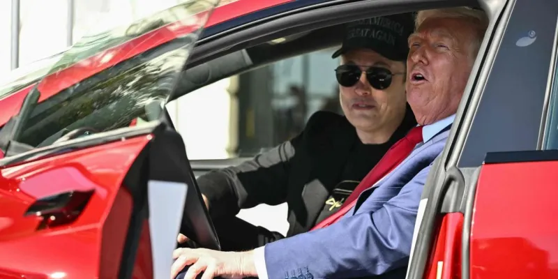 Trump, satın aldığı Tesla'yı neden hiçbir zaman kullanamayacak?