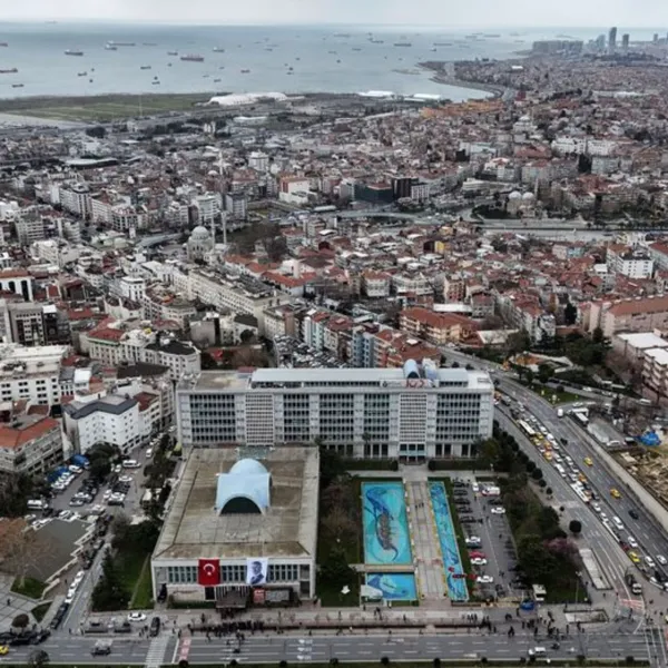 İmamoğlu'na Şok! Yolsuzluk Soruşturmasında 8 Tutuklama İstemi!